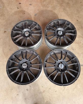 Cerchi in lega da 18  a 4 fori