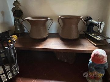 Coppia di brocche in rame pesante abruzzesi.