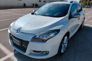 Renault Megane sport tourer 1.5 110cv diesel 