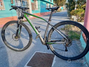 MTB 29" Specialize Rockhopper front