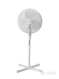 ventilatore a piantana a 3 pale