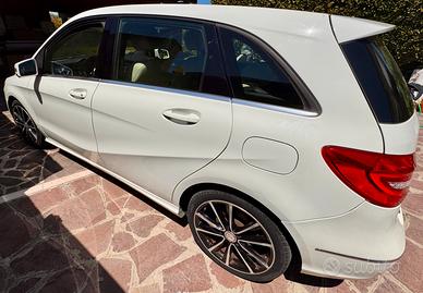 Mercedes Classe B 160 CDI Sport – Full Optional