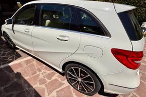 Mercedes Classe B 160 CDI Sport – Full Optional
