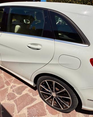 Mercedes Classe B 160 CDI Sport – Full Optional