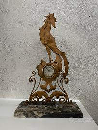 Orologio gallo ferro e marmo