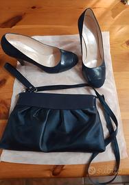 SCARPE DECOLLETE' CAMOSCIO BLU E POCHETTE