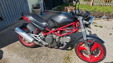 Ducati monster 600