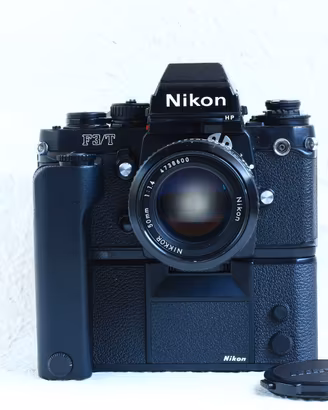 Nikon F3/T Titanio HP + Motore MD-4 + Nikkor 50mm