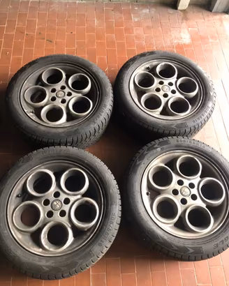 Gomme invernali e cenrchi alfa gt e 147