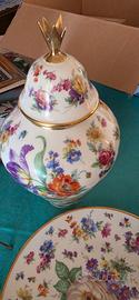 Elegante Set Vintage in Porcellana con Decori Flor