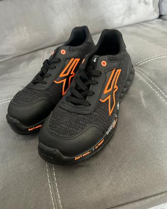 Scarpe antifortunistiche Upower