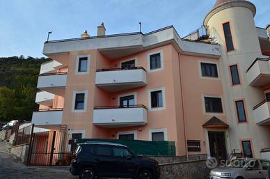 Appartamento in contesto signorile