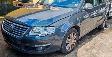Volkswagen Passat 3C Variant 2.0 TDI per ricambi (