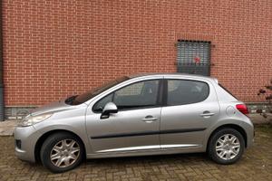 Peugeot 207 1.4 8V 75CV 5p. Energie - Trattabile