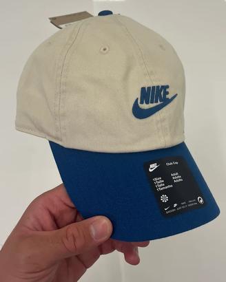 Cappello Nike Club Beige e Blu
