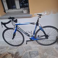 Bici da corsa Pinarello FP6.