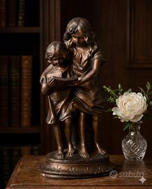 Statua femminile Art Nouveau in metallo