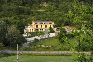 VILLA SINGOLA A PONTI