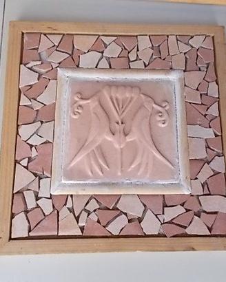 Mosaico in cornice di legno tema Pavoni permuto