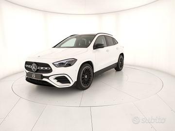 MERCEDES-BENZ GLA 200 d