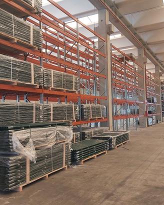 scaffali industriali