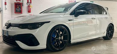 Golf 8r  performance