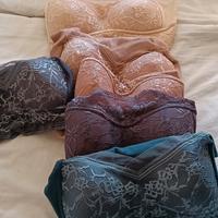 canottiere con pizzo