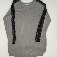 Maglione Bonprix grigio con ricamo sulle maniche