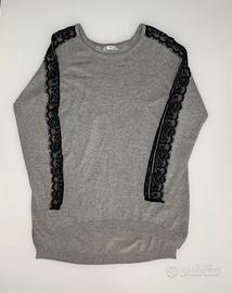 Maglione Bonprix grigio con ricamo sulle maniche