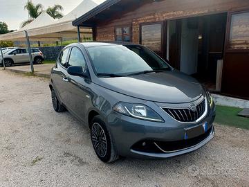 Lancia Ypsilon 1.0 FireFly 5 porte S&S Hybrid Gold