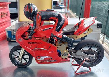 Moto radiocomandata scala 1/5 Sbk