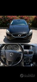 Volvo V40 D2