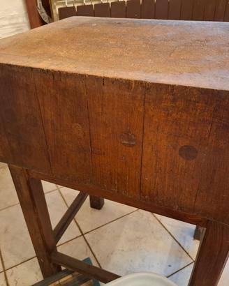 ceppo in legno.