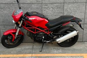 DUCATI 695 Rossa