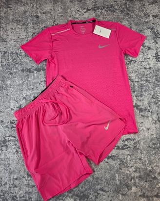 set Nike Running shorts + maglietta rosa M