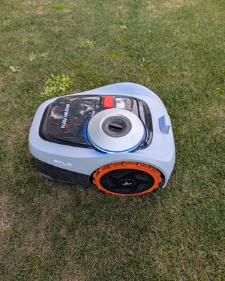 Robot t tosaerba 