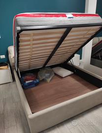 Letto matrimoniale contenitore imbottito