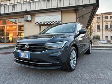 Volkswagen Tiguan 2.0 TDI 150 CV SCR DSG Life