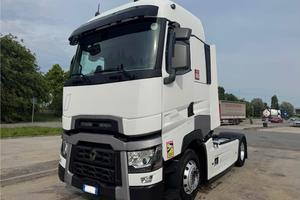 TRATTORE STRADALE RENAULT T 520