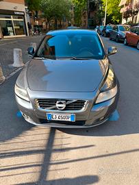 volvo v50 con gancio traino 