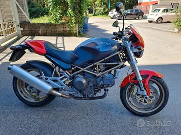 Ducati Monster 900 ie