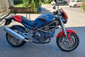 Ducati Monster 900 ie