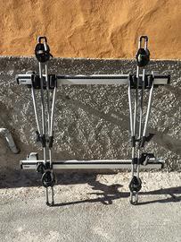 Barre attacchi e 2 Portabici da tetto Thule

