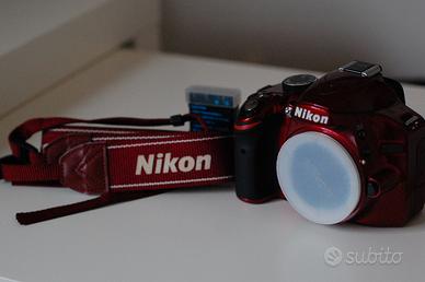 Reflex Nikon D3200 Perfetta - solo 9102 scatti