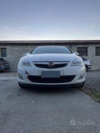 Opel astra j 2011 1.3 cdti diesel