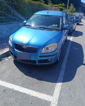 Skoda roomster 1.9 