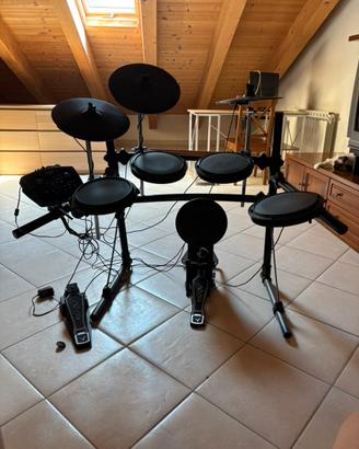 Batteria elettronica + Cassa amplificata FBT