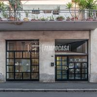 NEGOZIO CON DUE VETRINE!!