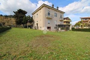 MULTILOCALE A PESARO