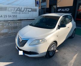 Lancia Ypsilon 1.3 MJT 95CV 5P Platinum LEGGI BENE